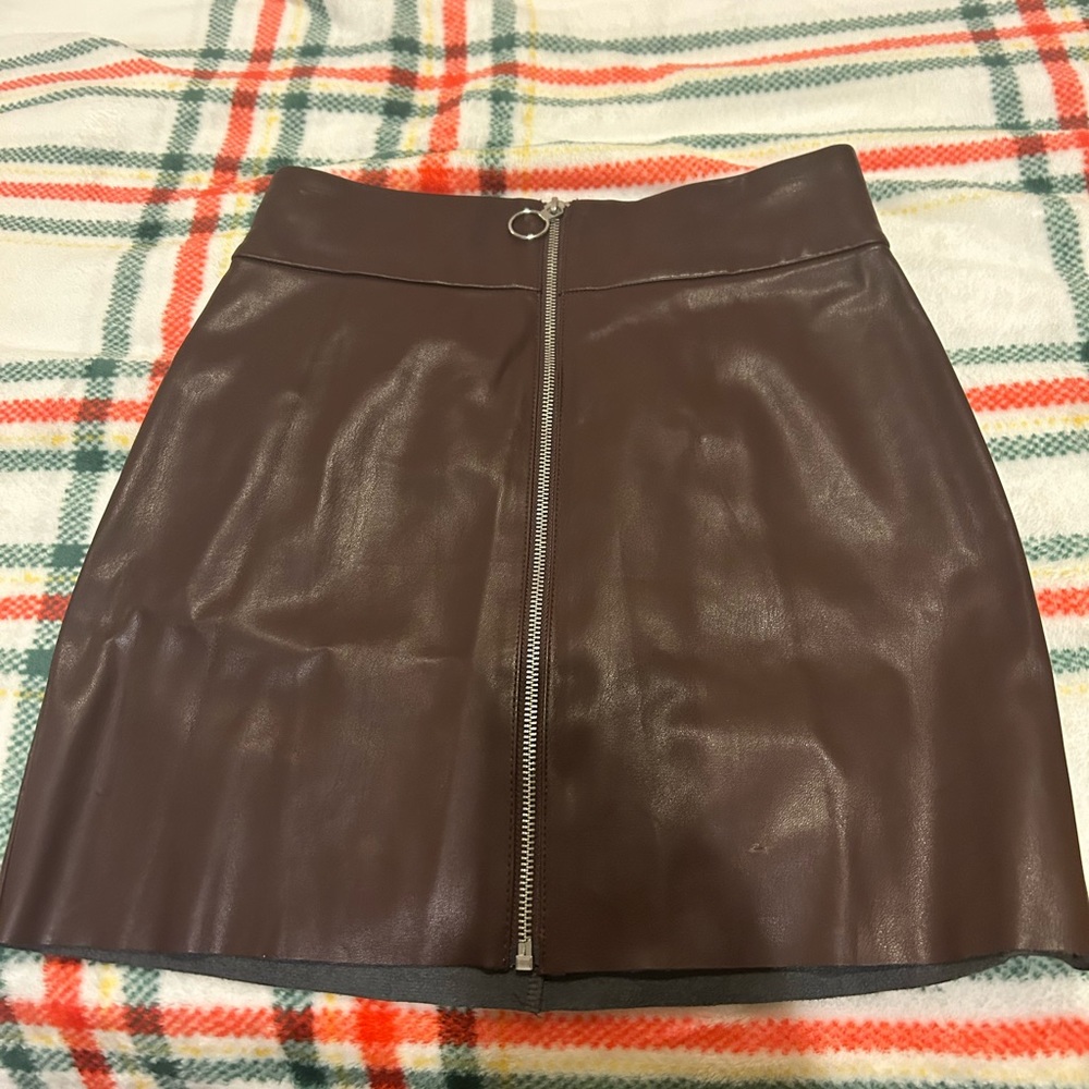 Express faux leather skirt - Picture 1 of 3
